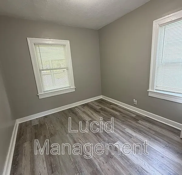 1106 Euclid Ave #1 — Photo 9
