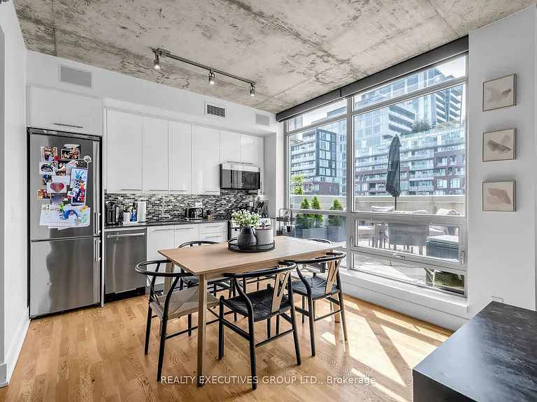 630 Queen St E #510 — Photo 8