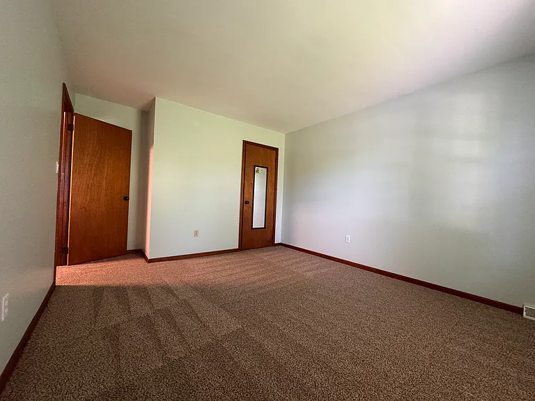 1739 Wendy Ln — Photo 24