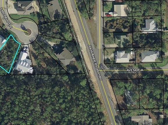 5th image of 504 Emerald Dr