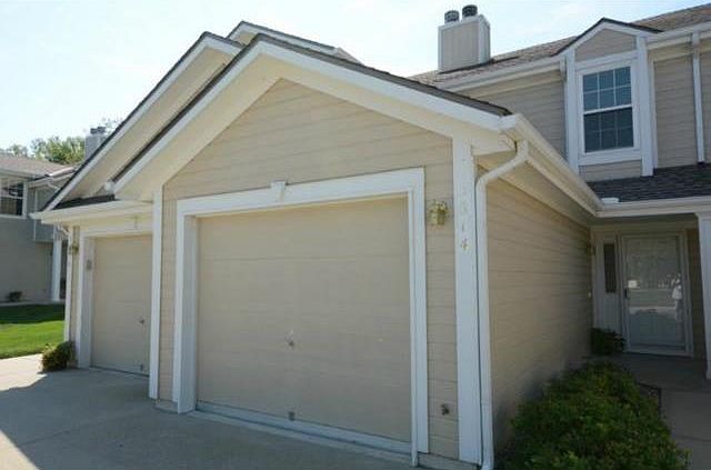 1st image of 5814 NW Plantation Ln #186-C