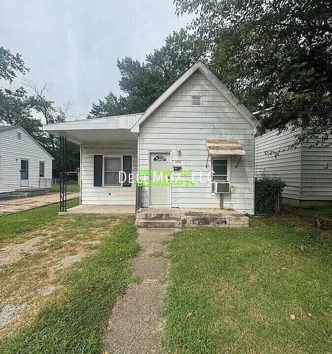 1215 Lodge Ave