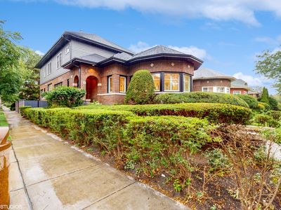 1 Le Moyne Pkwy, Oak Park, IL, 60302