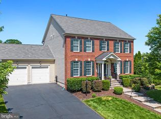 20975 Hooded Crow Dr, Leesburg, VA 20175