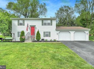 2245 Heather Rd, York, PA 17408