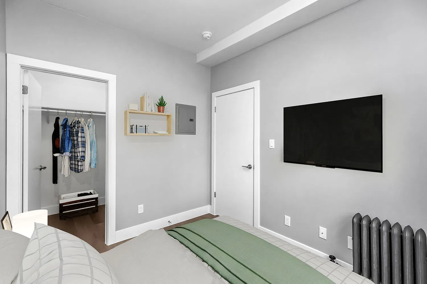 655 Powell St APT 604 - Image 2
