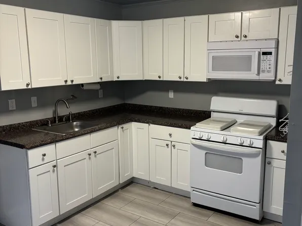 8220 Cornwall Rd, Baltimore, MD 21222