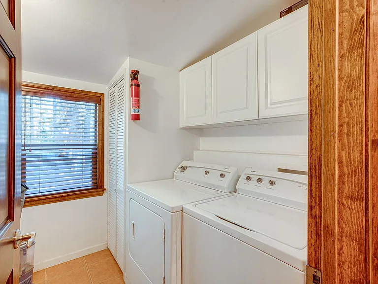 Laundry Room Cabinet