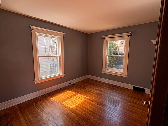 2nd image of 1550 Elmwood Ave #1
