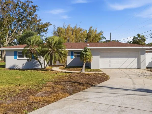 7891 1st St NE, Saint Petersburg, FL 33702