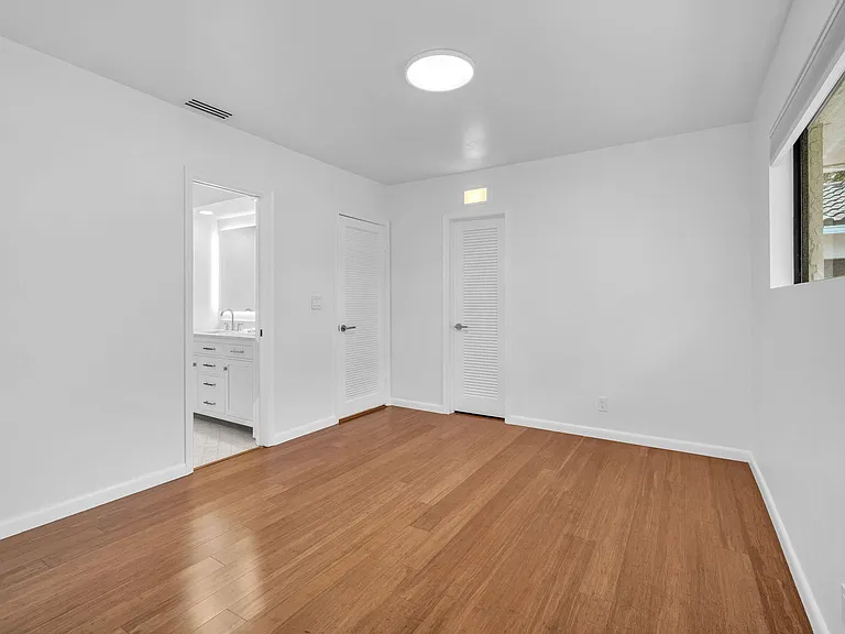 3020 N 34th St — Photo 24