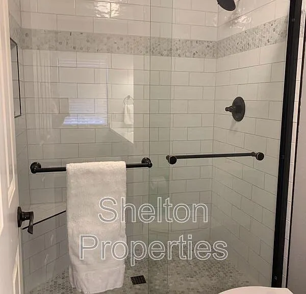 9418 W Tonto Ln — Photo 16