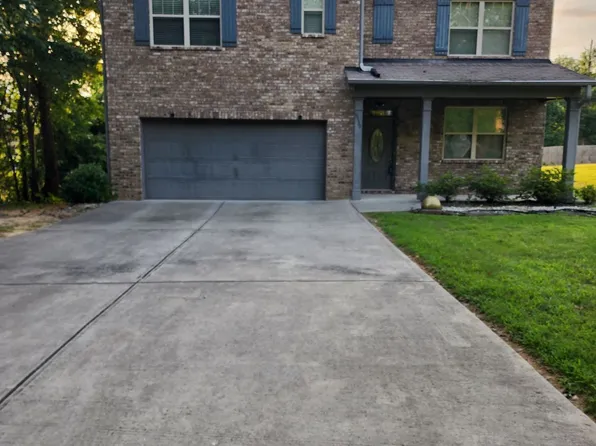 8539 Braylen Manor Dr, Douglasville, GA 30135