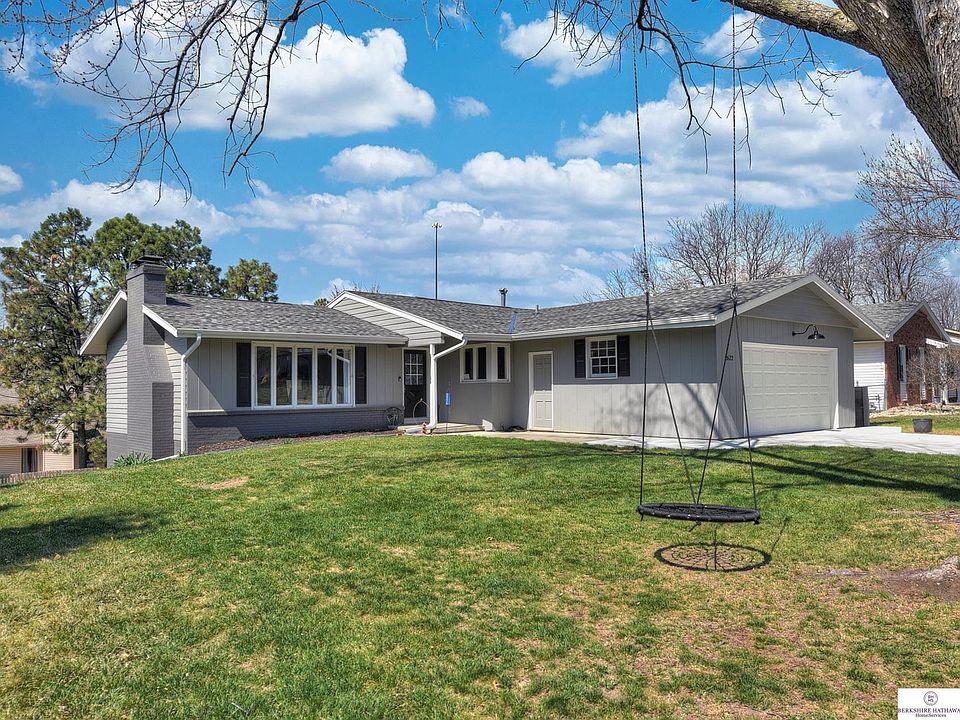 1st image of 2622 Kimberly Dr
