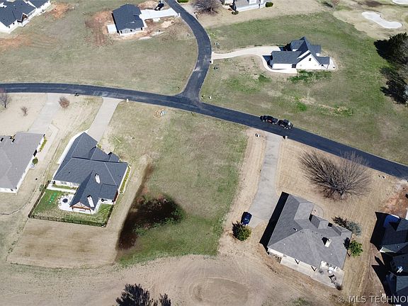 4th image of 0 Pebble Bch