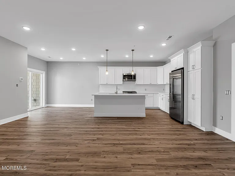 33 Union Ave #210 — Photo 27
