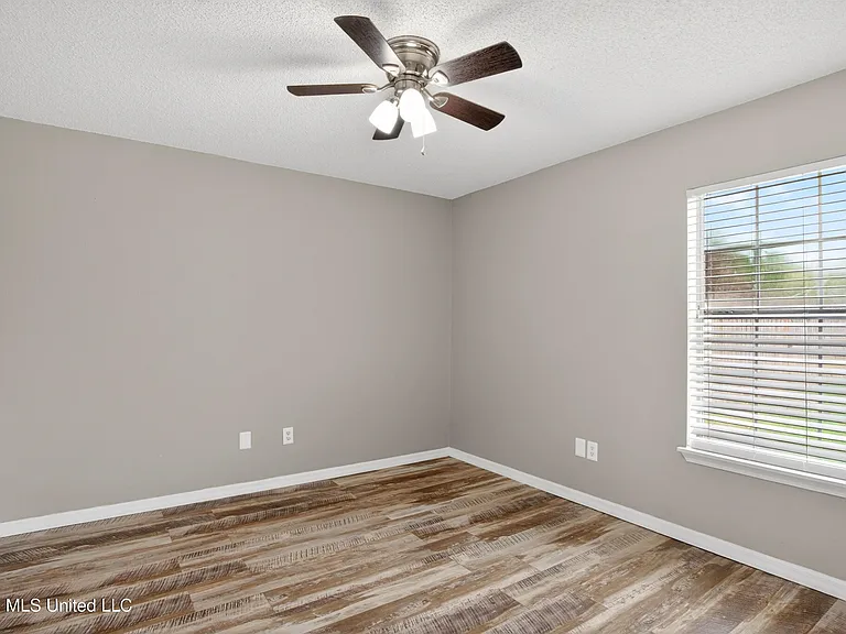 7832 Hilo Pl — Photo 29