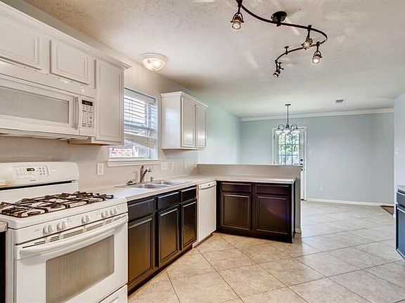 5th image of 23031 S Waterlake Dr