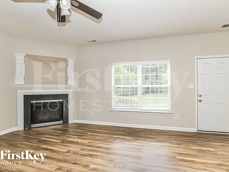 2136 Burton Run Rd — Photo 4