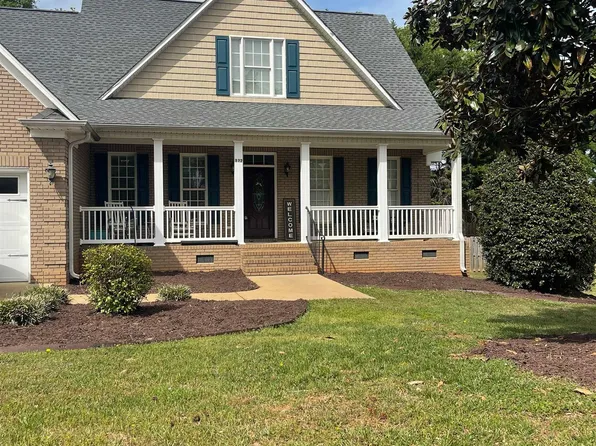 822 Tapestry Ct, Boiling Springs, SC 29316