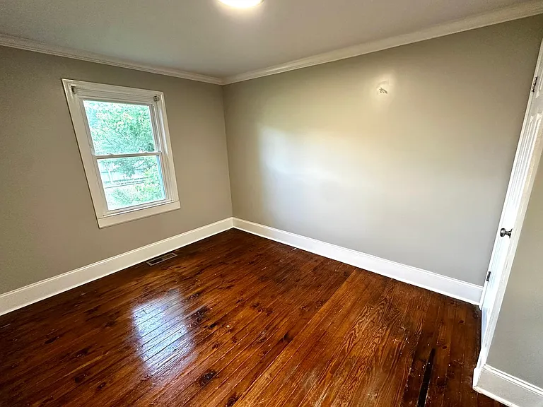 517 Burnett Ferry Rd SW — Photo 6