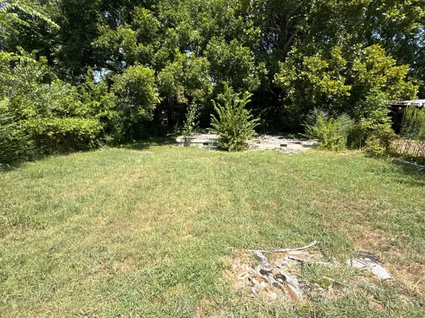 73 Etheridge St, Humboldt, TN 38343