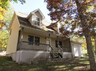 120 W Lilac Rd, Milford, PA 18337