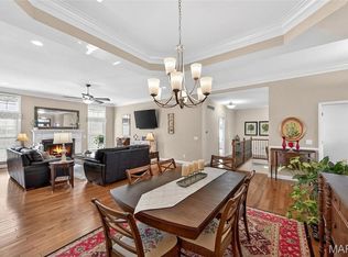 527 Auburn Trace Ln, Saint Peters, MO 63376