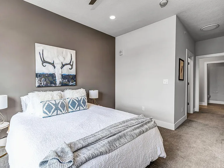 907 Winter St NE #201 — Photo 21