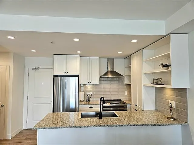 20487 65th Ave — Photo 2