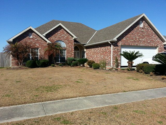 1st image of 234 Ravensaide Dr