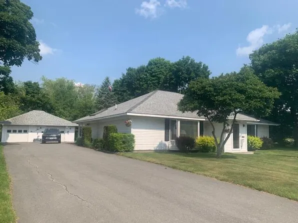 48 13th Street, Bangor, ME 04401