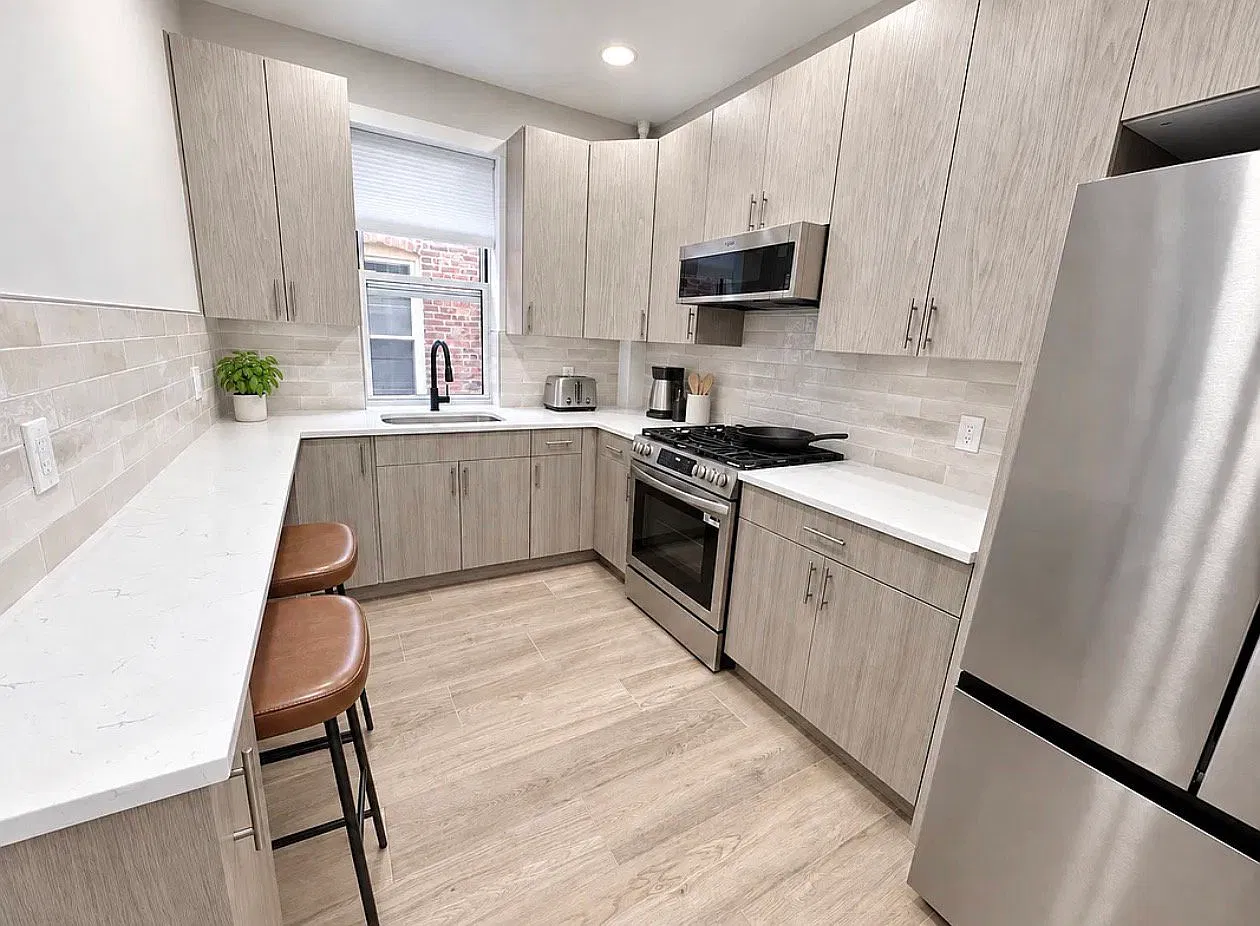 2 bed, 1.0 bath, $3,195 — Photo 3