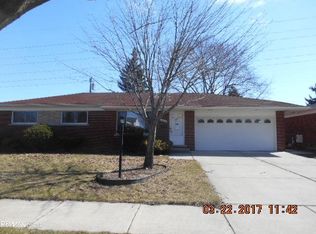 29630 Sutherland Dr, Warren, MI
