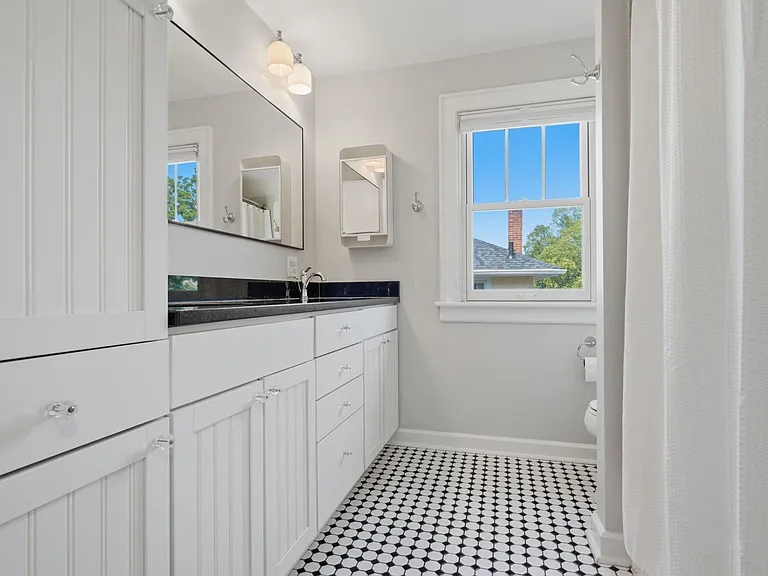 94 Acton Rd — Photo 30