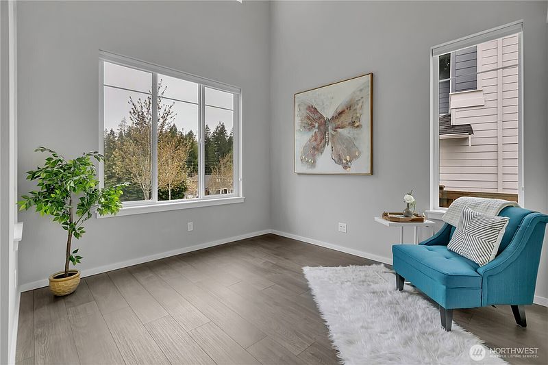 5th image of 4881 Amherst Way SW