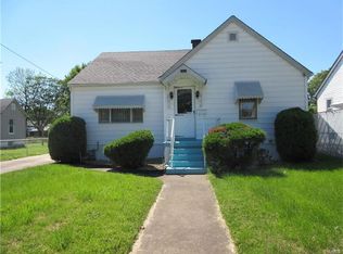 1021 Alton Ave, Madison, IL 62060