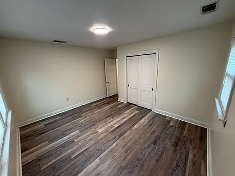 107 Sharyn Ln — Photo 11