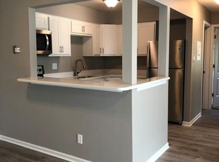 952 Cypress Point Dr APT F157, Crown Point, IN 46307