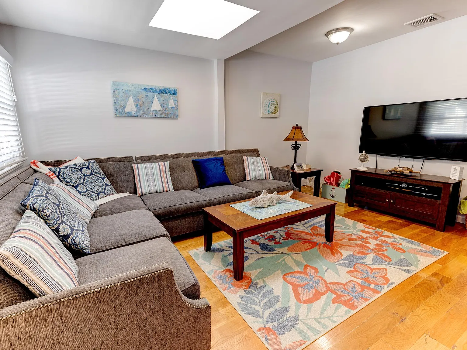 2 bed, $3,000 — Photo 2