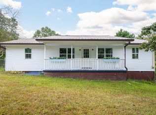 140 Bryant Ave, La Fayette, GA 30728