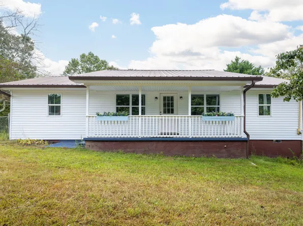 140 Bryant Ave, La Fayette, GA 30728