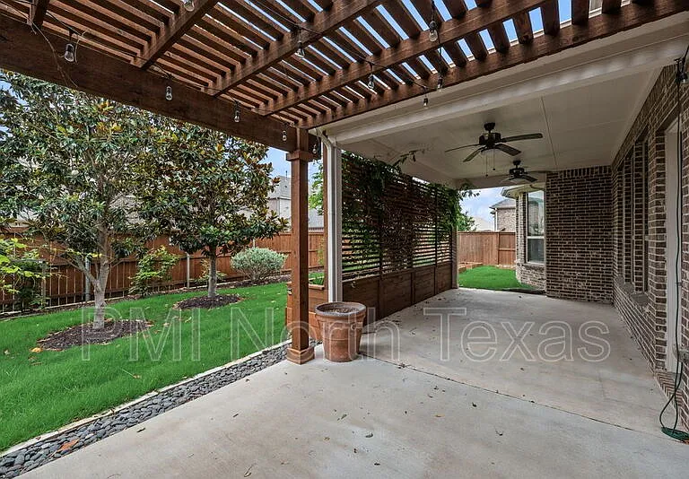 11093 Villa Canales Ln — Photo 16
