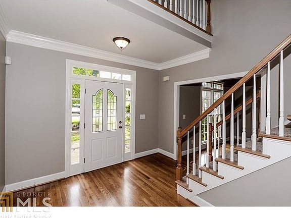 3rd image of 1230 Midland Way