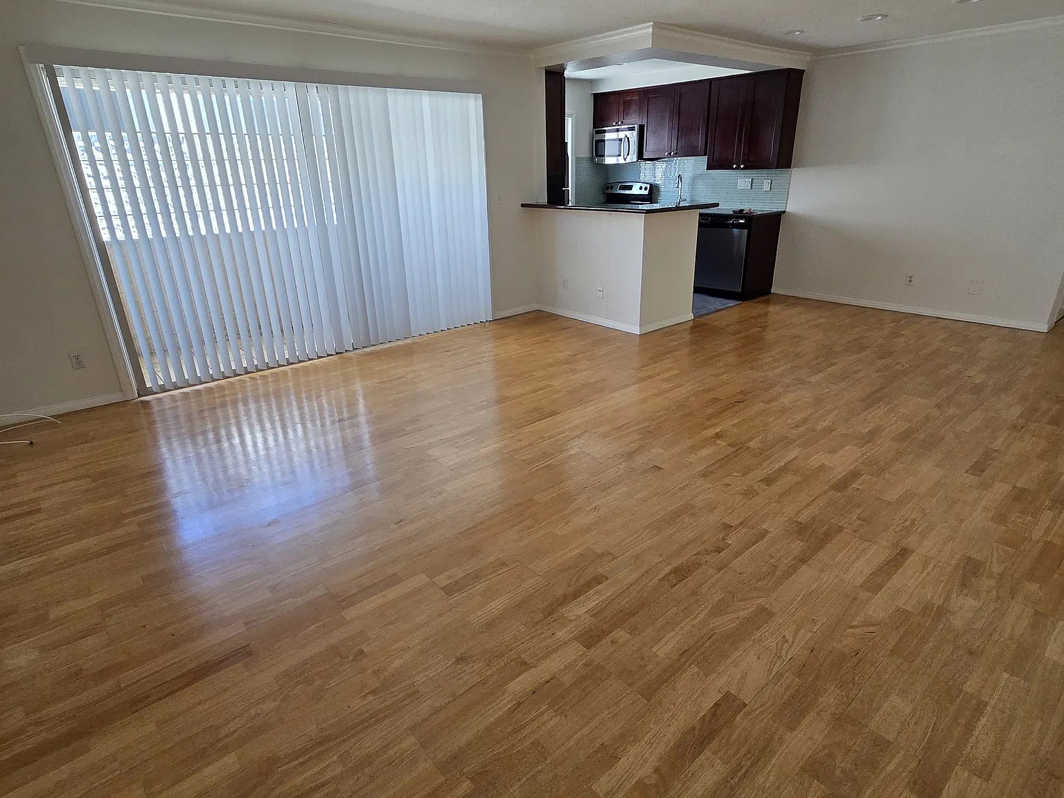 2 bed, 1150 sqft, $2,800 — Photo 3