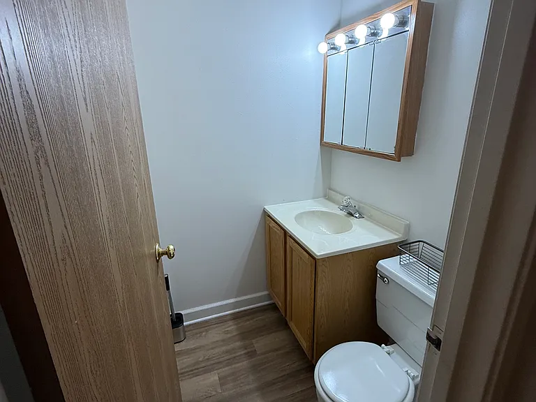 231 E Fremont Ave #204 — Photo 6