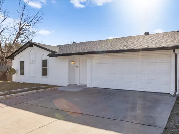 204 Pebblebrook St, Arlington, TX 76014