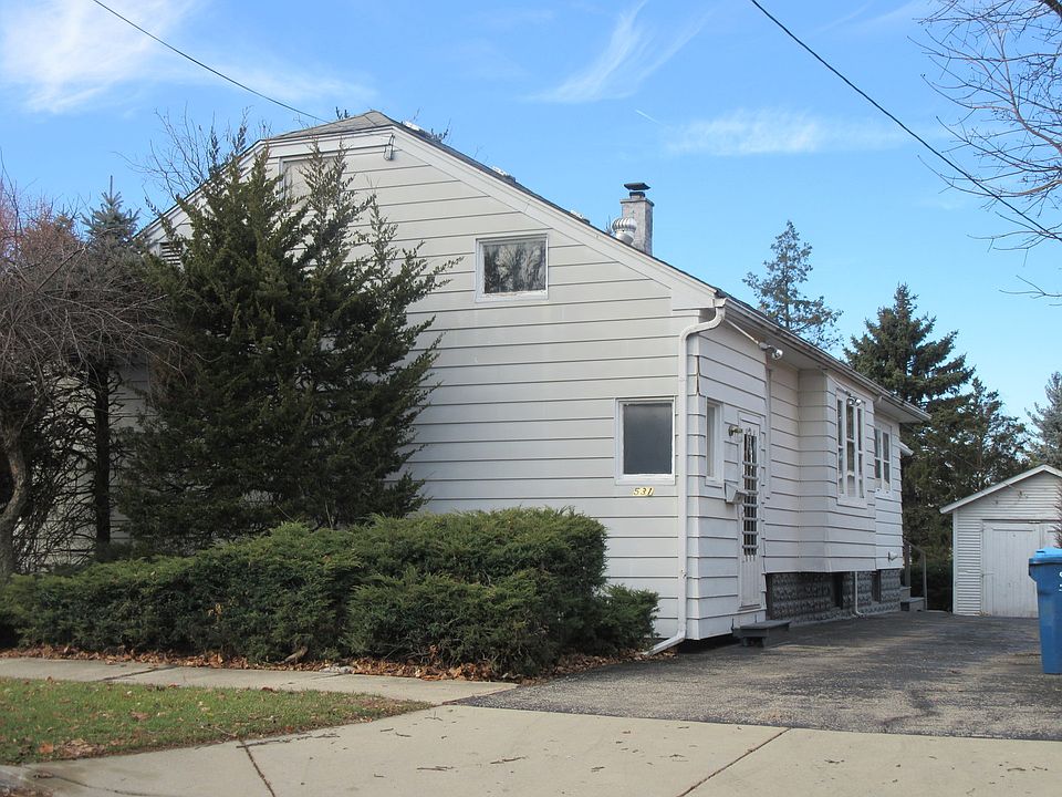 1st image of 531 Woodlawn Ave