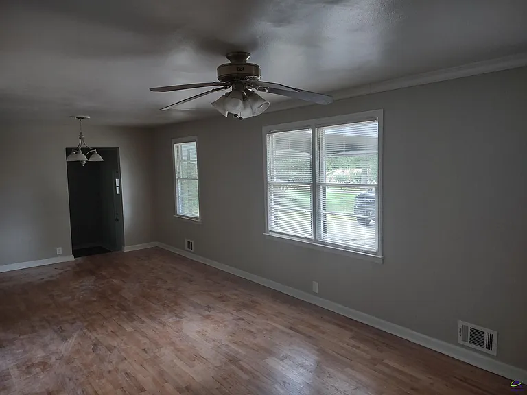 6422 Gibson Rd — Photo 4