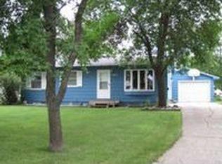 1002 5th St S, Wahpeton, ND 58075